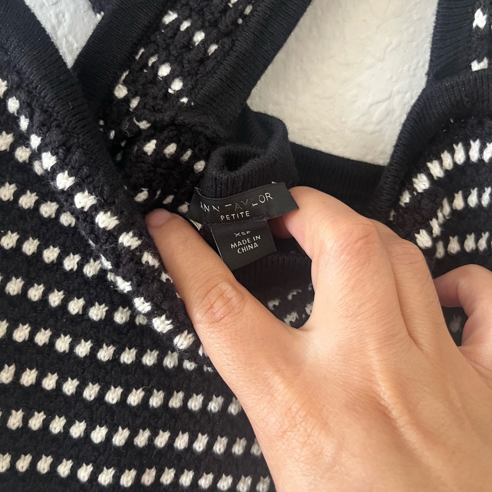 Ann Taylor Criss Cross Knit Dress Stripe Petite‎ XS - Picture 3 of 6